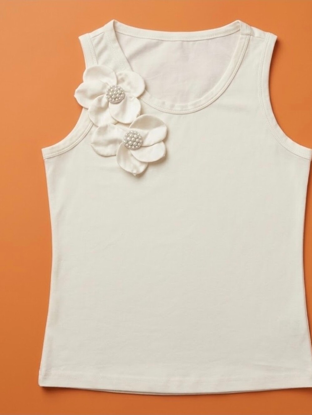 White Floral Pearl Embellished Tank Top - 3D Flower Appliqué M
